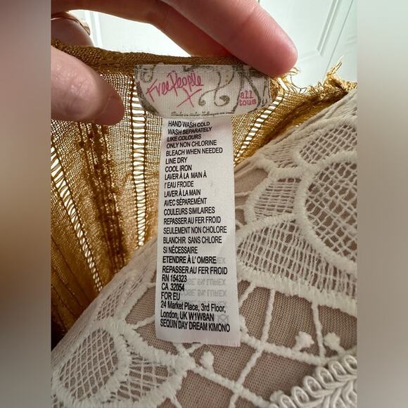 Free People Sequin Day Dream Kimono Gold - Picture 11 of 12